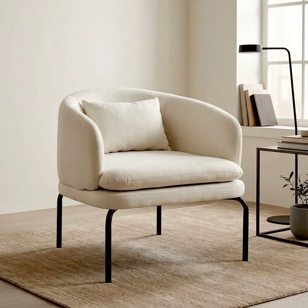 Vivien Accent Chair – Velvet | Beige