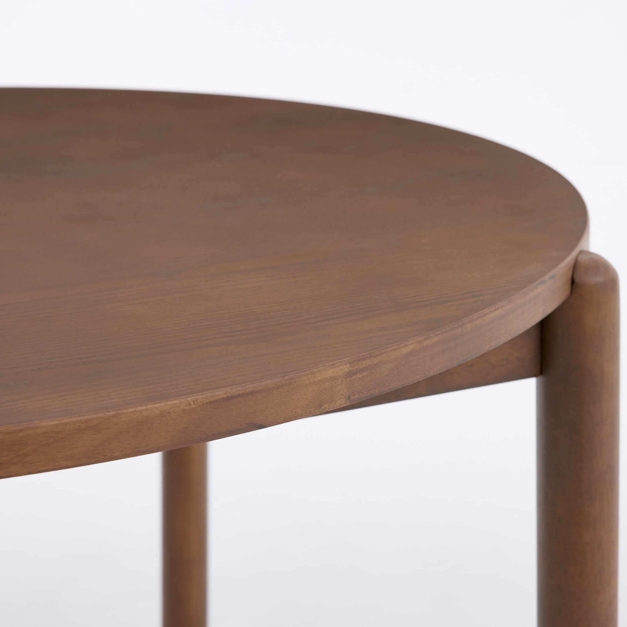 Nomi Dining Table – Round | Walnut