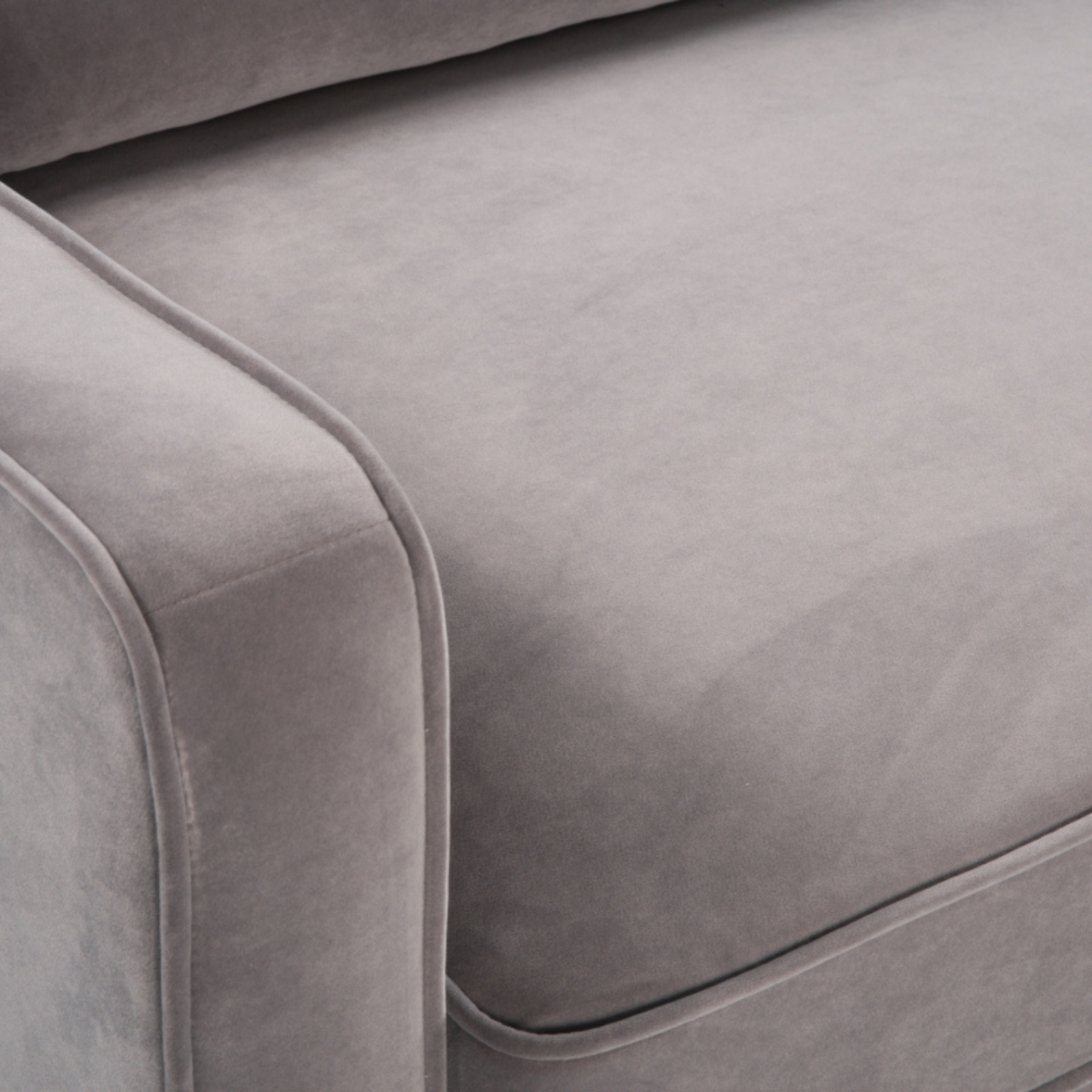 Daffy Sofa – Mink Velvet | 2.5 Seater