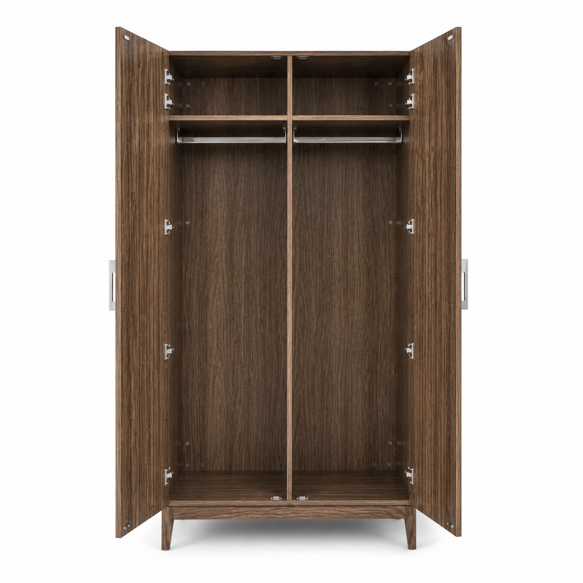 Calla Wardrobe – Walnut